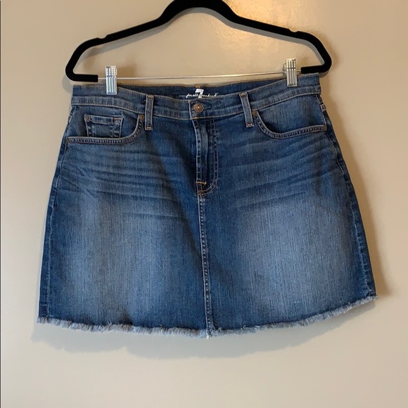 7 For All Mankind Denim Mini - Picture 1 of 5